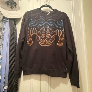 IUTER Men’s Long Sleeve Crewneck Pullover Graphic Sweatshirt Size Medium